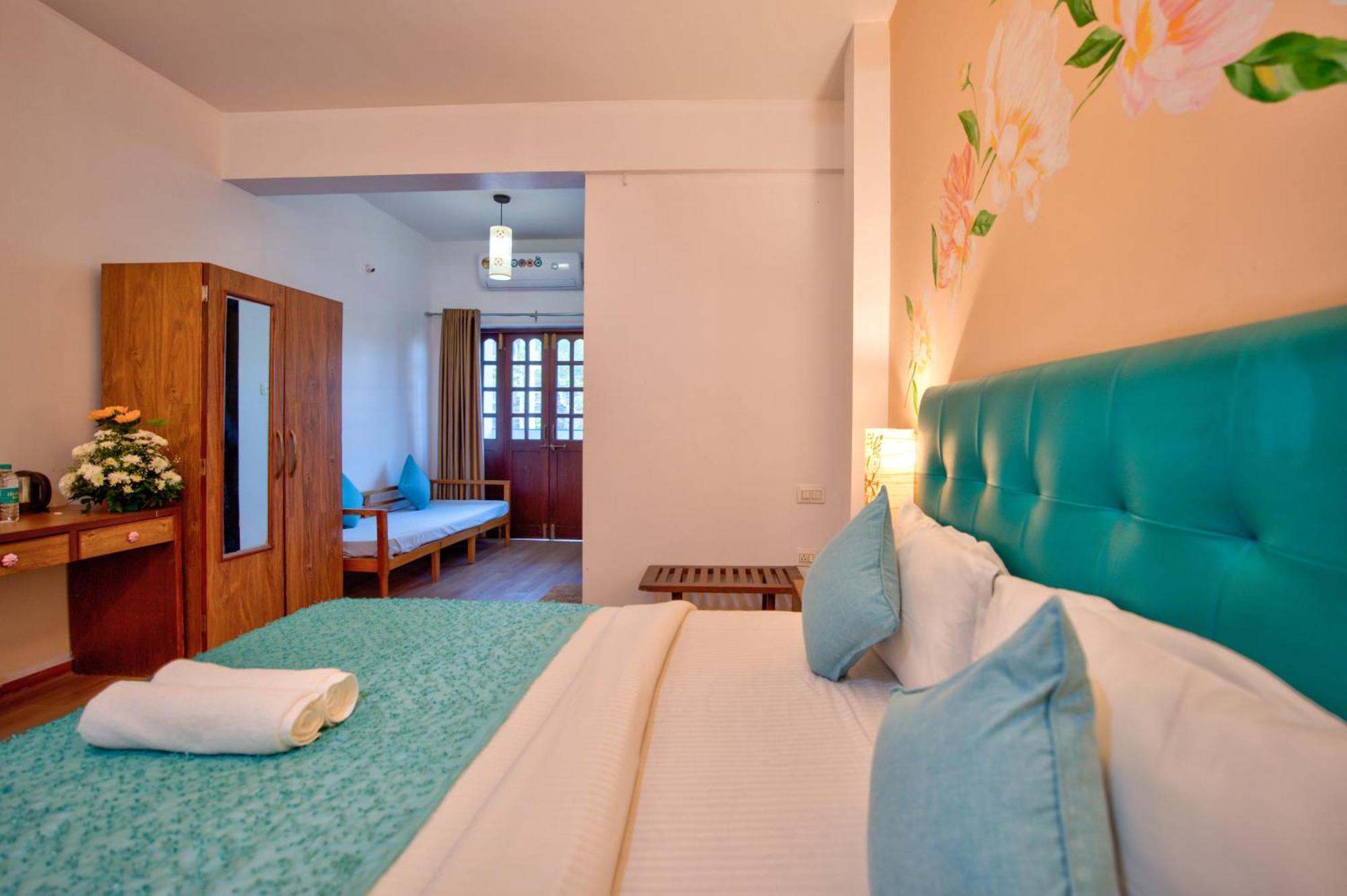 Resort Martins Siesta , A Portuguese Heritage Resort In Calangute Arpora Bagian luar foto